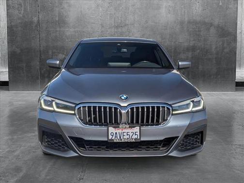 2022 BMW 530 i