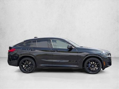 Black Sapphire Metallic 2023 BMW X4 M40i
