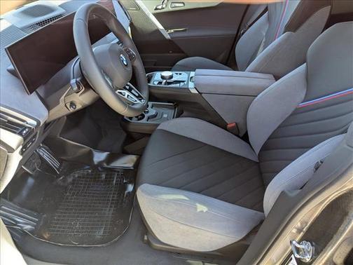 2026 BMW iX xDrive60