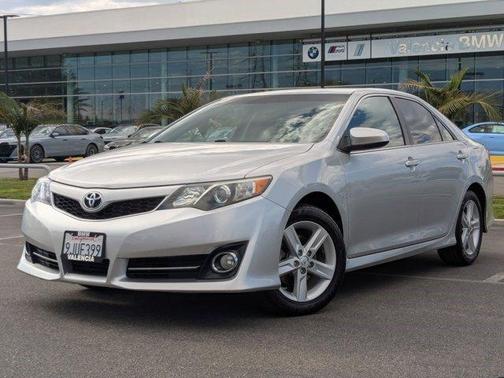 2014 Toyota Camry SE
