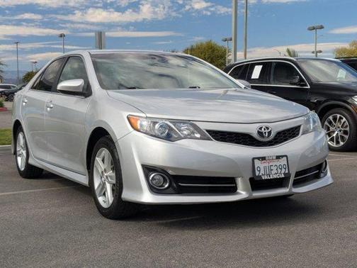 2014 Toyota Camry SE