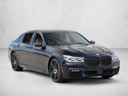 2017 BMW 750 i
