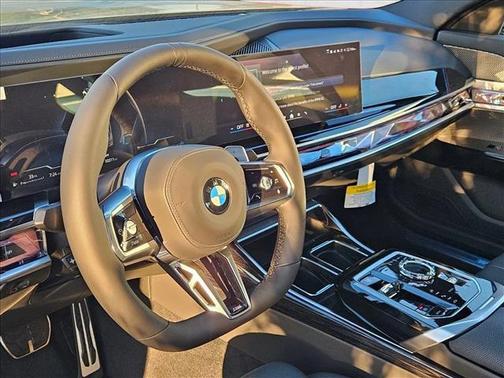 2026 BMW 740 i xDrive