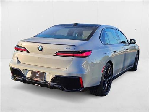 2026 BMW 740 i xDrive