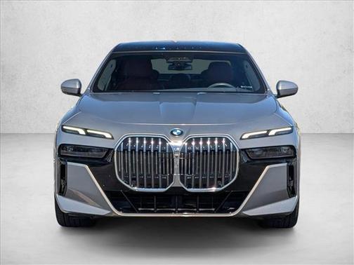 Gray Metallic 2023 BMW 740 i