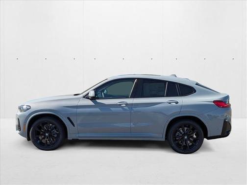 2025 BMW X4 xDrive30i