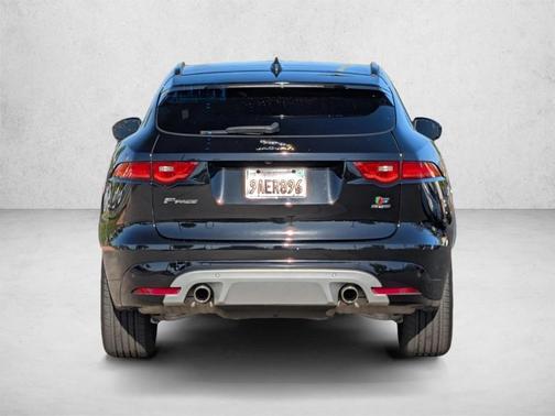 Narvik Black 2018 Jaguar F-PACE S