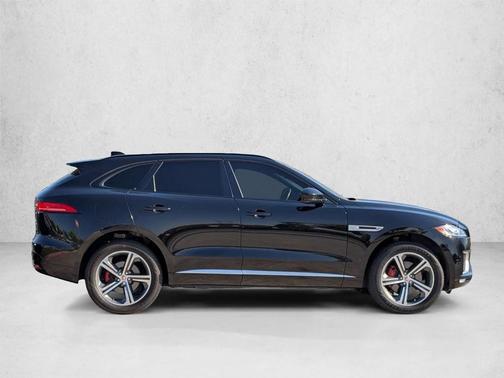 Narvik Black 2018 Jaguar F-PACE S