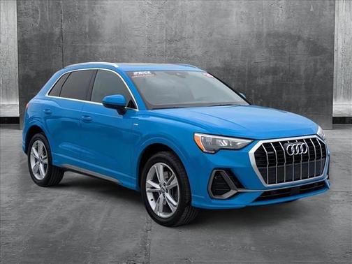 2020 Audi Q3 45 S line Premium