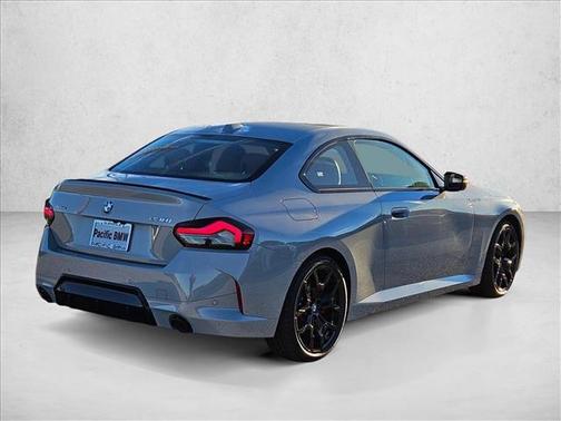 2026 BMW 230 i xDrive