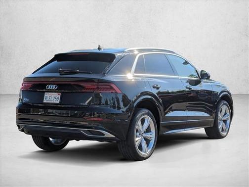 2023 Audi Q8 Premium