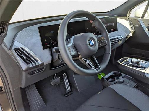 2026 BMW iX xDrive60