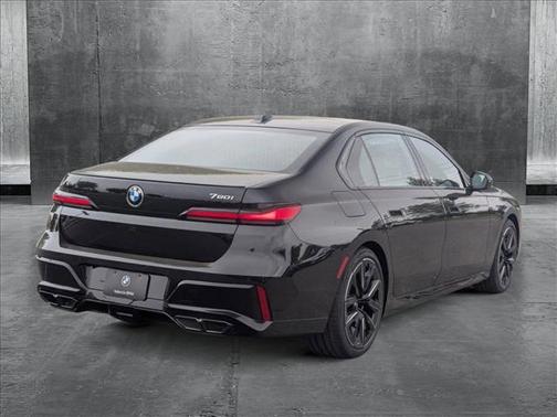 2025 BMW 760 760i xDrive