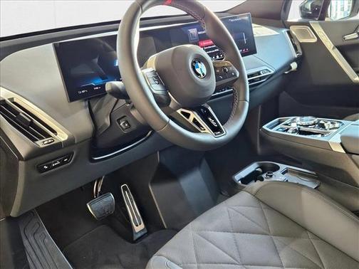 2026 BMW iX M70