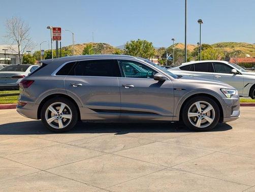 Typhoon Gray Metallic 2019 Audi e-tron Premium Plus