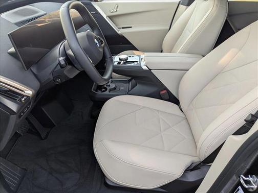 2026 BMW iX xDrive60