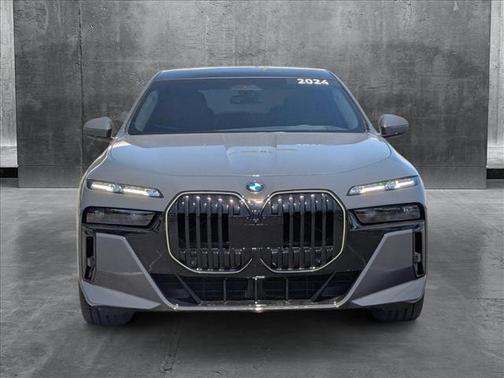 2024 BMW 760 760i xDrive