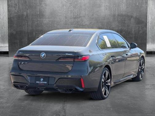 2024 BMW 760 760i xDrive