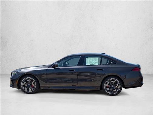 Dark Graphite Metallic 2026 BMW 550e xDrive