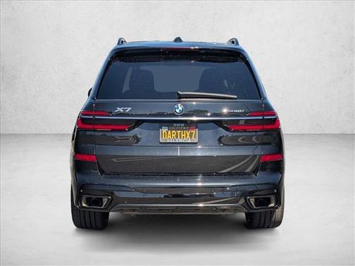 Black Sapphire Metallic 2023 BMW X7 xDrive40i