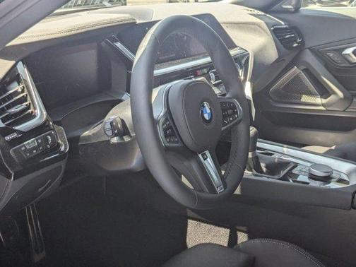 2025 BMW Z4 M40i