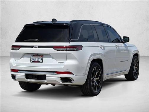 2024 Jeep Grand Cherokee Summit