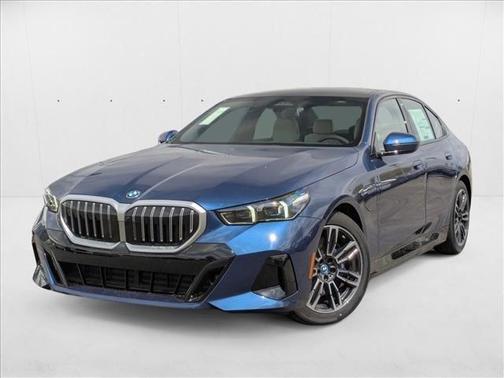 2025 BMW 550e xDrive