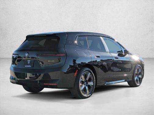 2026 BMW iX xDrive60