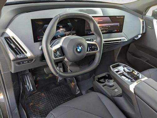 2026 BMW iX xDrive60