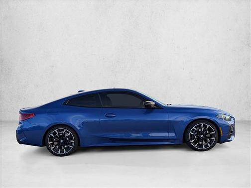 2025 BMW M440 i