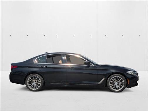 2023 BMW 530 i