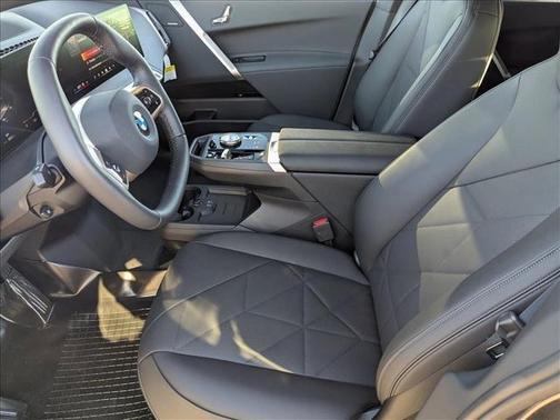 2026 BMW iX xDrive60