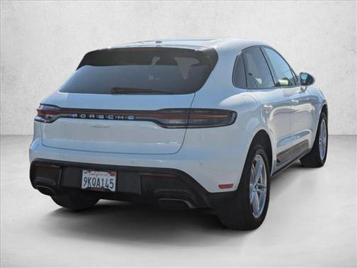 2024 Porsche Macan 