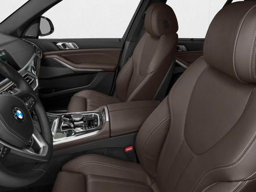 Mineral White Metallic 2026 BMW iX xDrive45