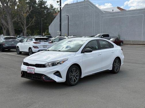 Snow White Pearl 2023 Kia Forte GT-Line