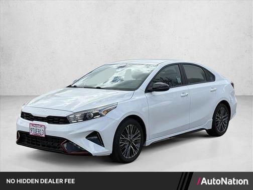 Snow White Pearl 2023 Kia Forte GT-Line