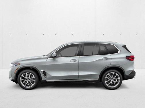 Gray Metallic 2026 BMW X5 xDrive40i