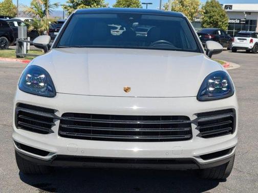 2022 Porsche Cayenne 