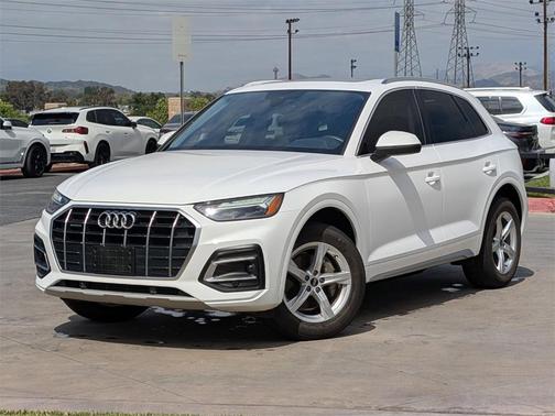 Ibis White 2021 Audi Q5 45 Premium