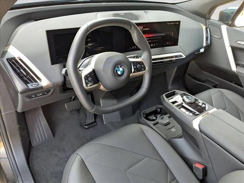 2026 BMW iX xDrive60