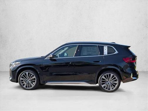 Black Sapphire Metallic 2026 BMW X1 xDrive28i