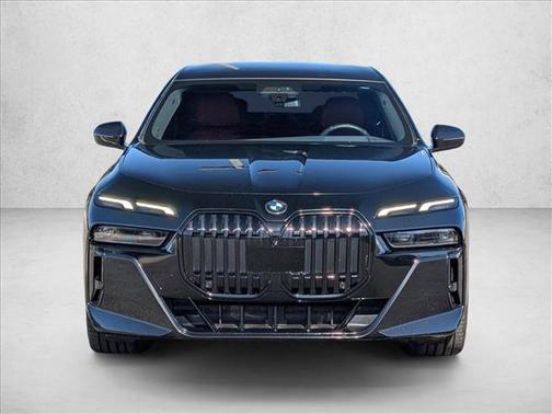 Black Sapphire Metallic 2023 BMW 740 i Sedan