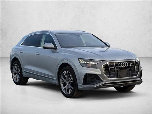 2023 Audi Q8 55 Premium Plus