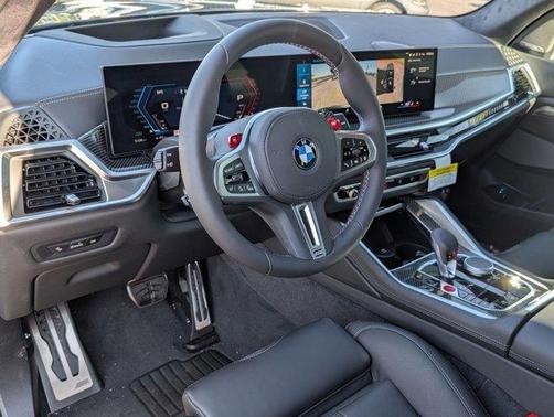 Black Sapphire Metallic 2026 BMW X5 M Competition