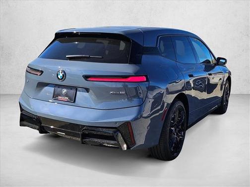2026 BMW iX xDrive60