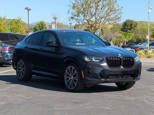 2023 BMW X4 M40i