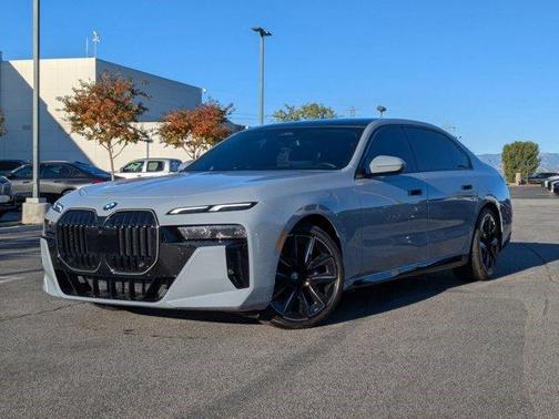 2024 BMW 760 760i xDrive