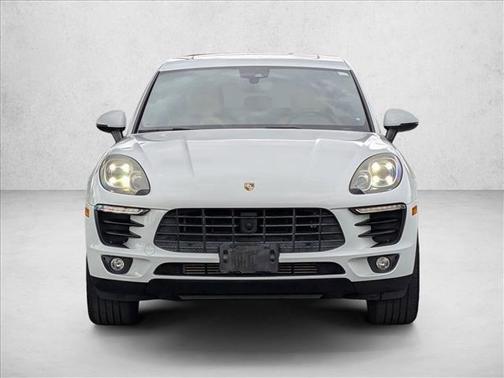 White 2017 Porsche Macan Base