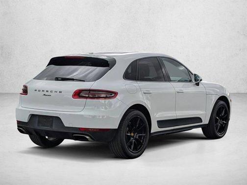 White 2017 Porsche Macan Base