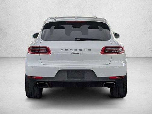 White 2017 Porsche Macan Base